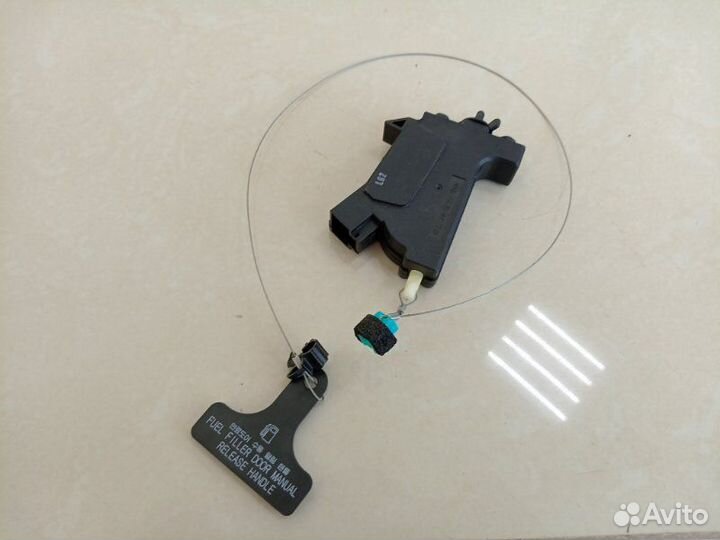 Активатор лючка бензобака Hyundai Grand Santa Fe