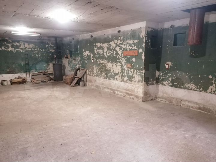 Гараж, > 30 м²