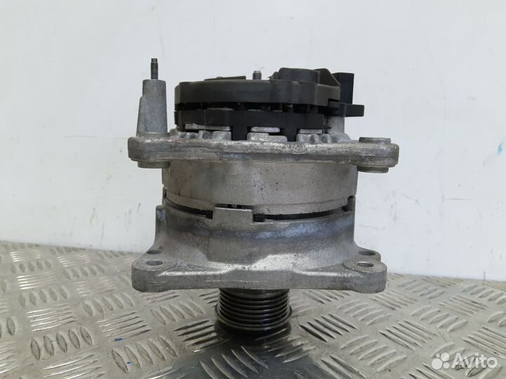 Б/У Генератор 12V / 110A производитель Lucas VW