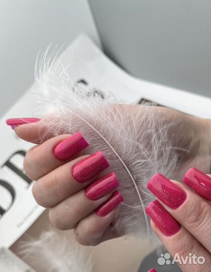 Маникюр сзр в уютной студии