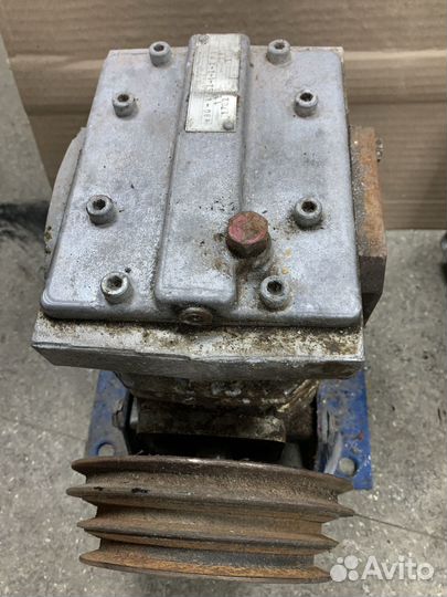 Редуктор 480-40-52 -1-2-2У3