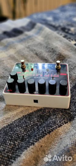 Педаль эффектов для гитары