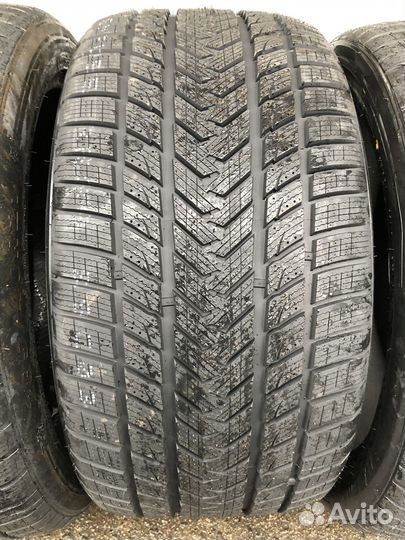 Gripmax SureGrip Pro Winter 285/35 R22 106V