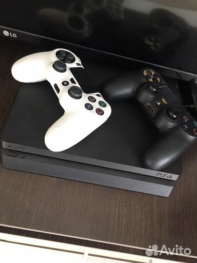 Sony PS4 slim 1tb