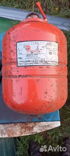 Расширительный бачок