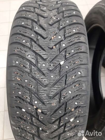 Nokian Tyres Hakkapeliitta 8 SUV 235/55 R19
