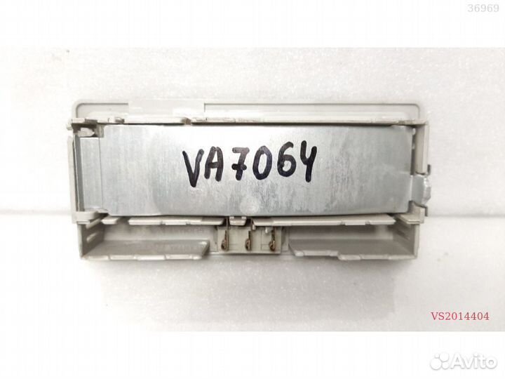 S2014404 Плафон освещения volkswagen passat B3 пер