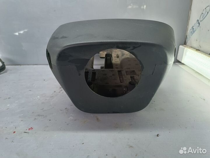 Кожух рулевой колонки LADA Vesta