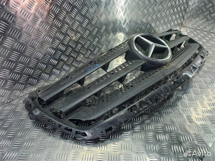 Решетка радиатора Mercedes-Benz Sprinter (906) 20
