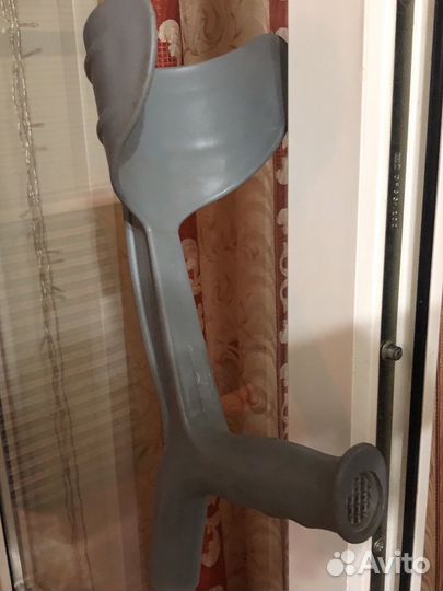 Костыль под локоть