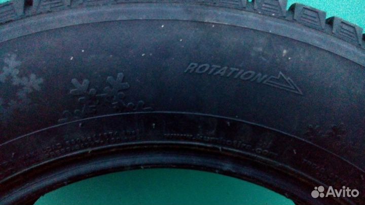 Kumho I'Zen KW31 215/65 R16