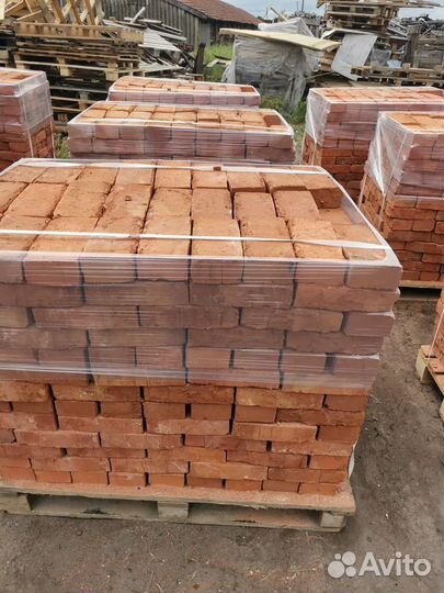 Кирпич красный обожженный полнотелый м-125