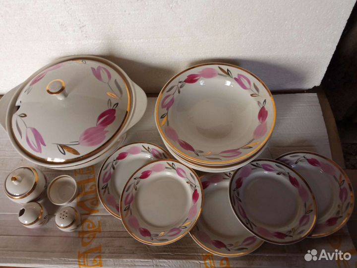 Сервиз столовый