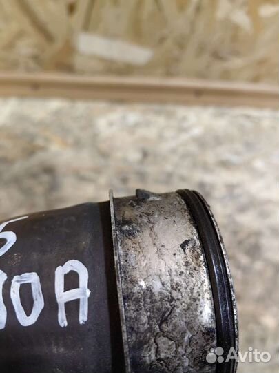 Патрубок Воздуха Турбины Транспоретр т5 7H0145790A