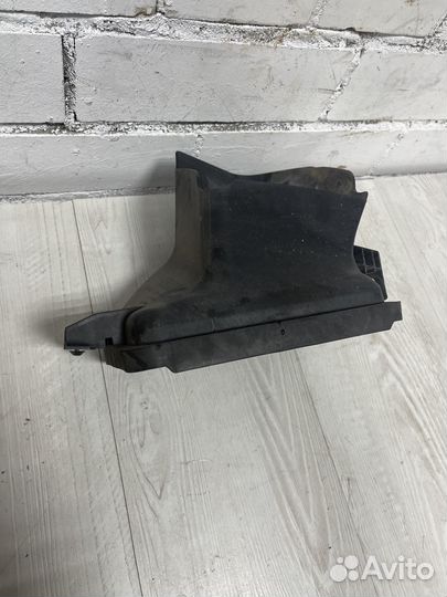 Воздуховод радиатора правый Bmw 1-Series F20