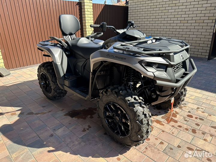 BRP Outlander Max 700 XT (G3)