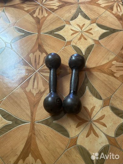 Продам гантели