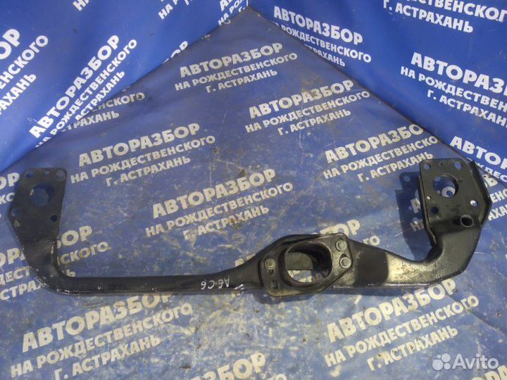 Крепление радиатора Audi A6C6 седан ASN 2005