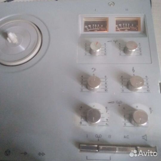 Магнитофон Эльфа 201-3 СССР