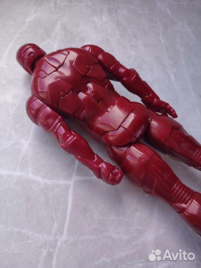 Фигурка iron man hasbro железный человек