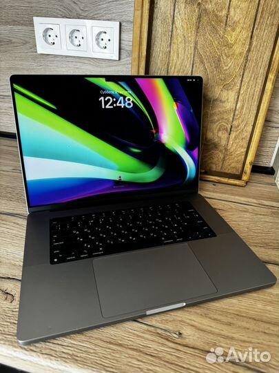 Apple macbook pro16 m1 pro