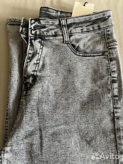 Джинсы женские широкие