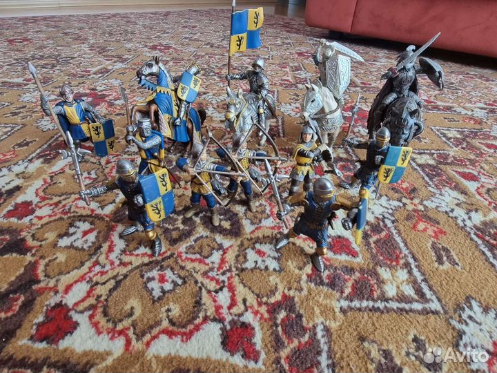 Фигурки schleich