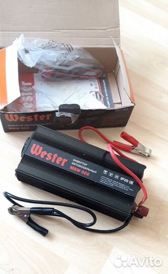 Инвертор автомобильный Wester MSW600
