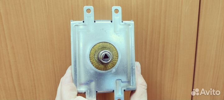 Магнетрон свч Panasonic 2M210-M1