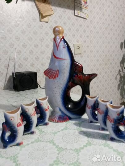 Графин и шесть рюмок Рыбки (Полоне зхк (УССР)