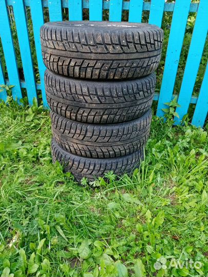 Kumho I'Zen KW22 205/55 R16