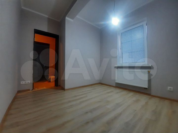 Дом 262 м² на участке 4 сот.