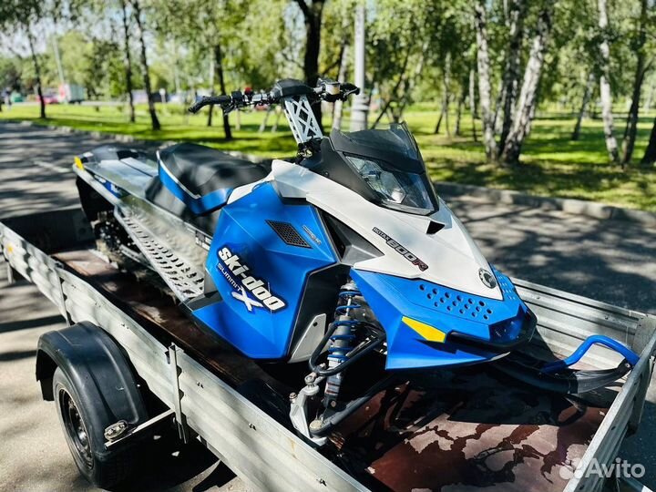 BRP Ski-Doo Summit X 154 800R (новый)