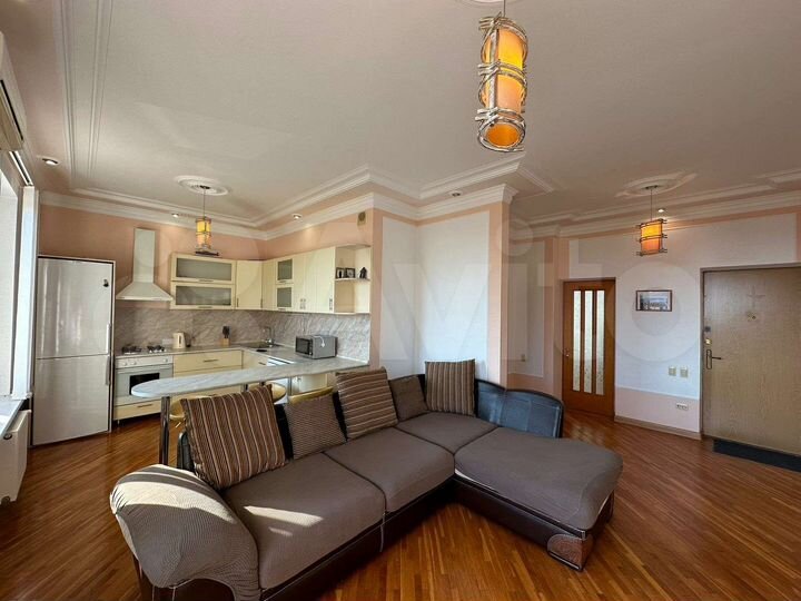 3-к. квартира, 105 м², 2/3 эт.