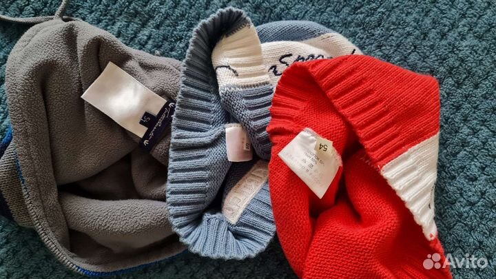 Шапочки за 3 детские 50-54 3 шт