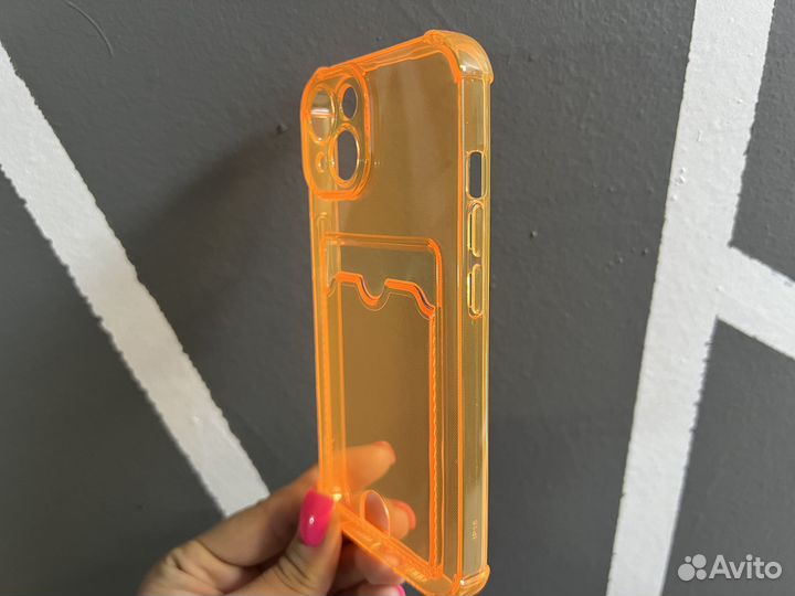Чехол силиконовый на iPhone 15 с кармашком для кар