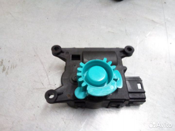 Моторчик заслонки отопителя Renault Megane 3
