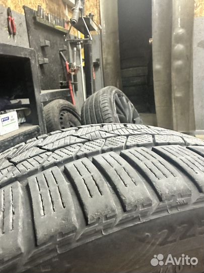 Continental WinterContact TS 860S SSR 225/40 R19 и 255/35 R19