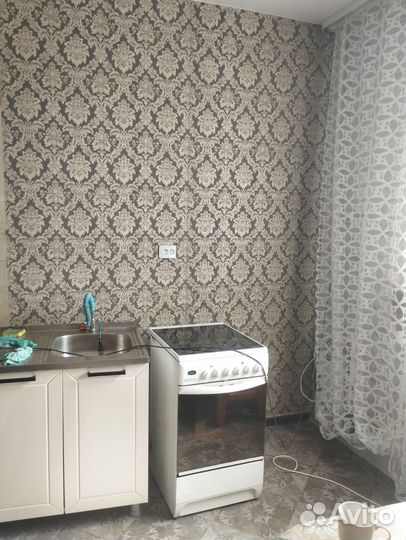 Поклейка обоев малярные работы