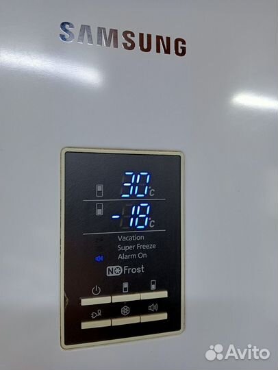 Дисплей холодильника Samsung