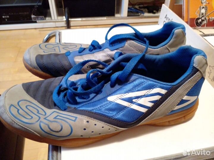 Бутсы футбольные umbro S5