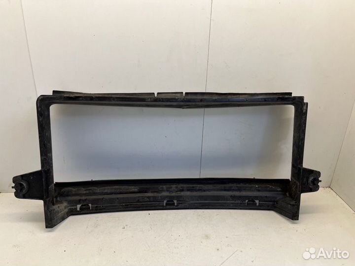 Воздуховод радиатора передний Volvo Xc90 2