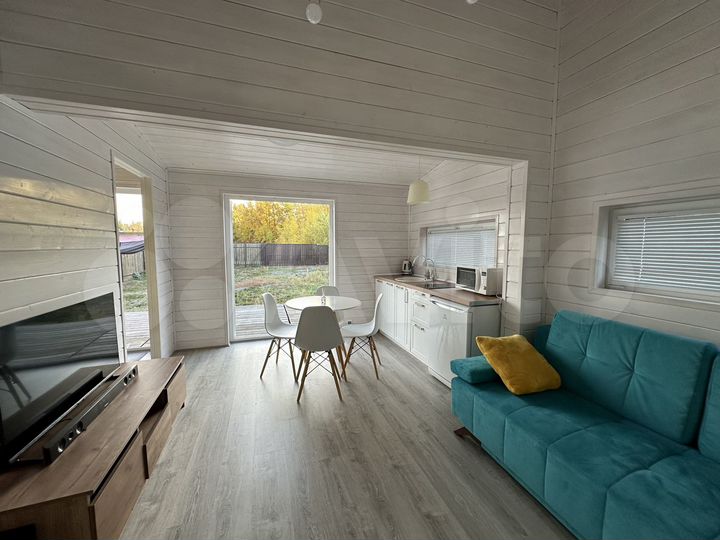 Дом 30 м² на участке 8 сот.