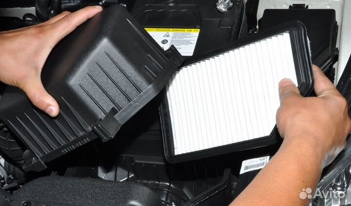 Замена воздушного фильтра Kia Rio IV 2017-20