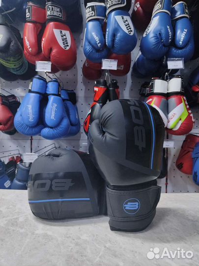 Боксёрские перчатки Boybo BSeries (8/10/12/14 OZ)