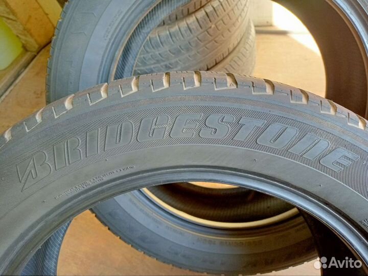 Bridgestone Blizzak LM-25 4x4 235/55 R18