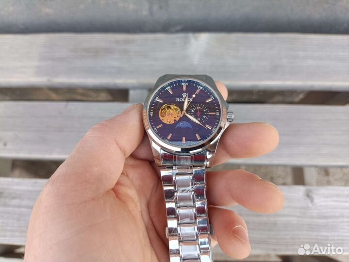 Часы механические