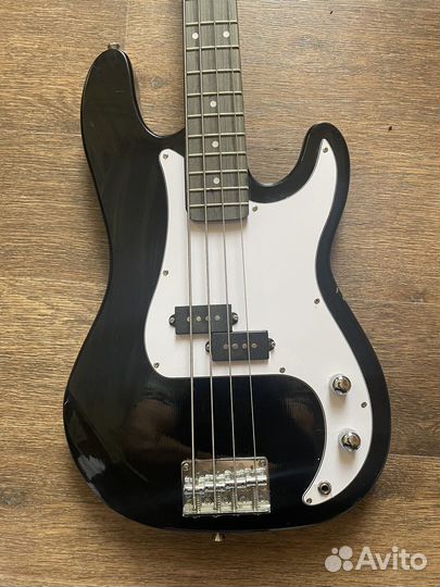Басс гитара 4 струны