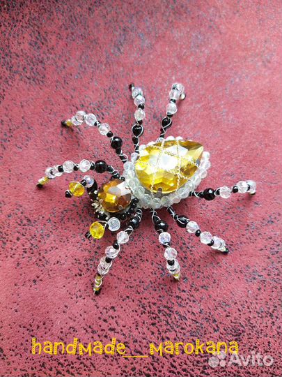 Брошь паук