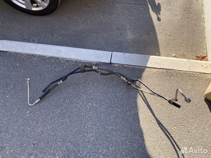 Трубка гур mazda 3 бл